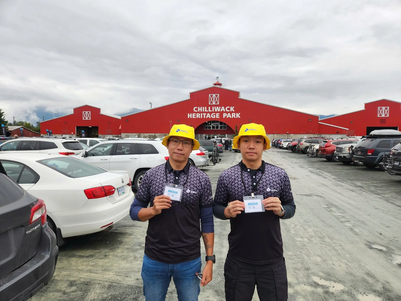 Two BIBPIX photographers on assignment in Chilliwack, Canada